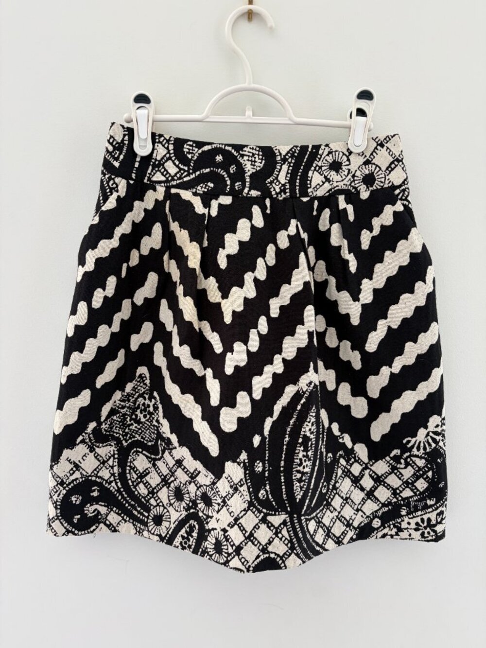 Desigual Whimsigoth 90s/ Y2K patterned Mini Skirt, 34